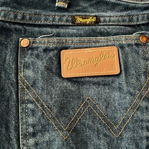 Wrangler Men’s Jeans. 35x32.  Like new.
